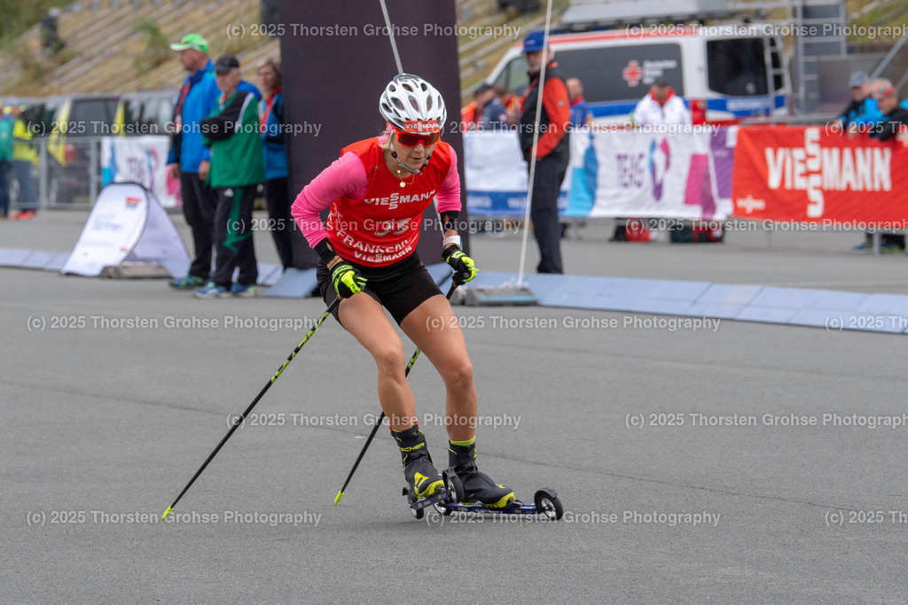 Deutsche Meisterschaften Biathlon | Deutsche Meisterschaften Biathlon, Speziallanglauf Frauen am 14.09.2018 in der DKB SKI ARENA in Oberhof, (Deutschland)

Bild: Horchler Karolin vom WSV Clausthal-Zellerfeld / BwB - Realisiert mit Pictrs.com