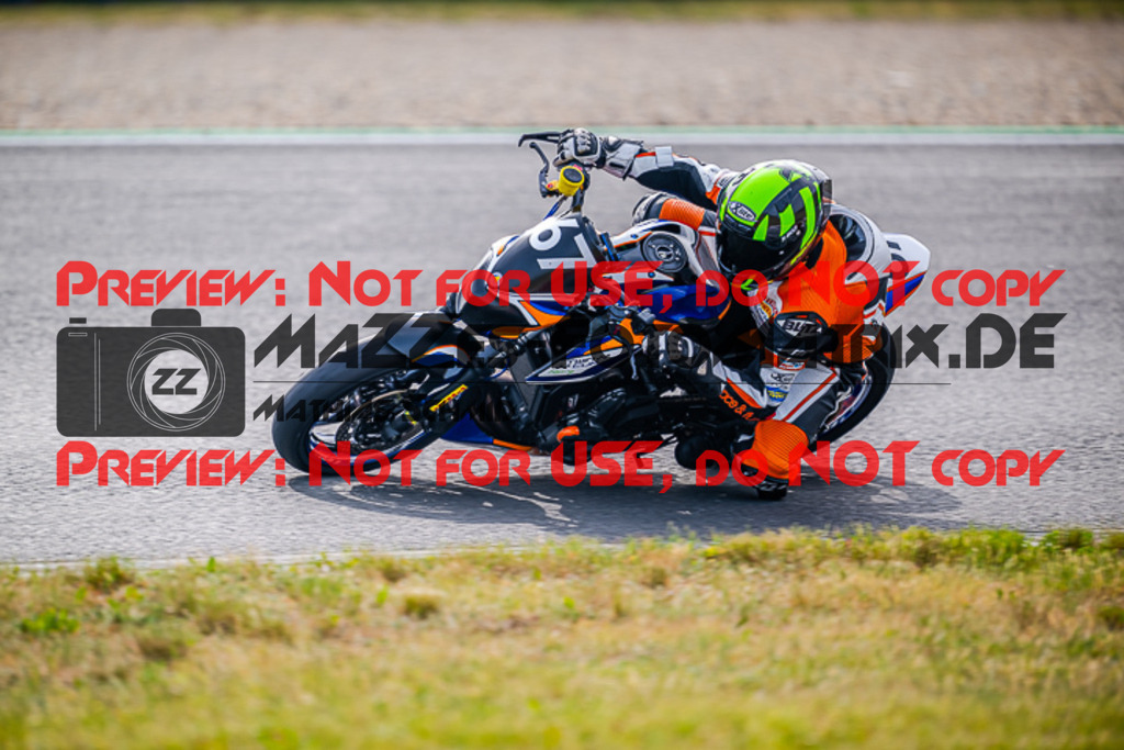 MaZZes_FotoMatrix_220520_1291 | Fotograf Mathias Schmid
Sportfotograf,
Eventfotograf,
Hochzeitsfotograf,
Portraitfotograf