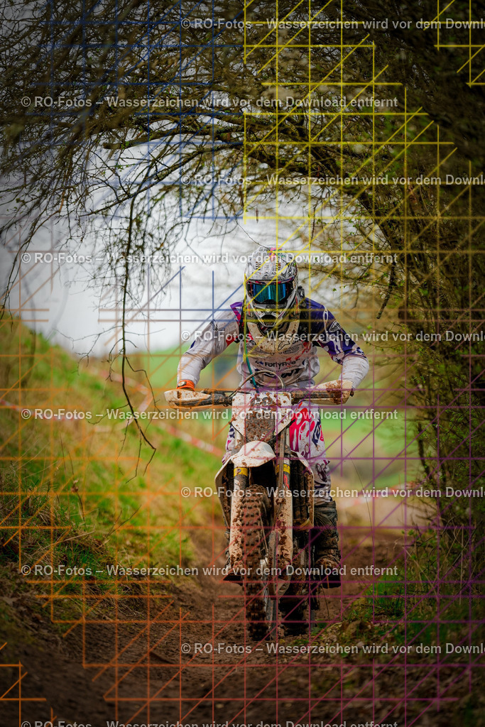 4 Lauf Mernes-979 | Sportfotografie von RO-Fotos: Motorsport, Motocross, Enduro, Laufveranstaltungen und Triathlon. Professionelle Fotos von Sportlern und Events. - Realisiert mit Pictrs.com