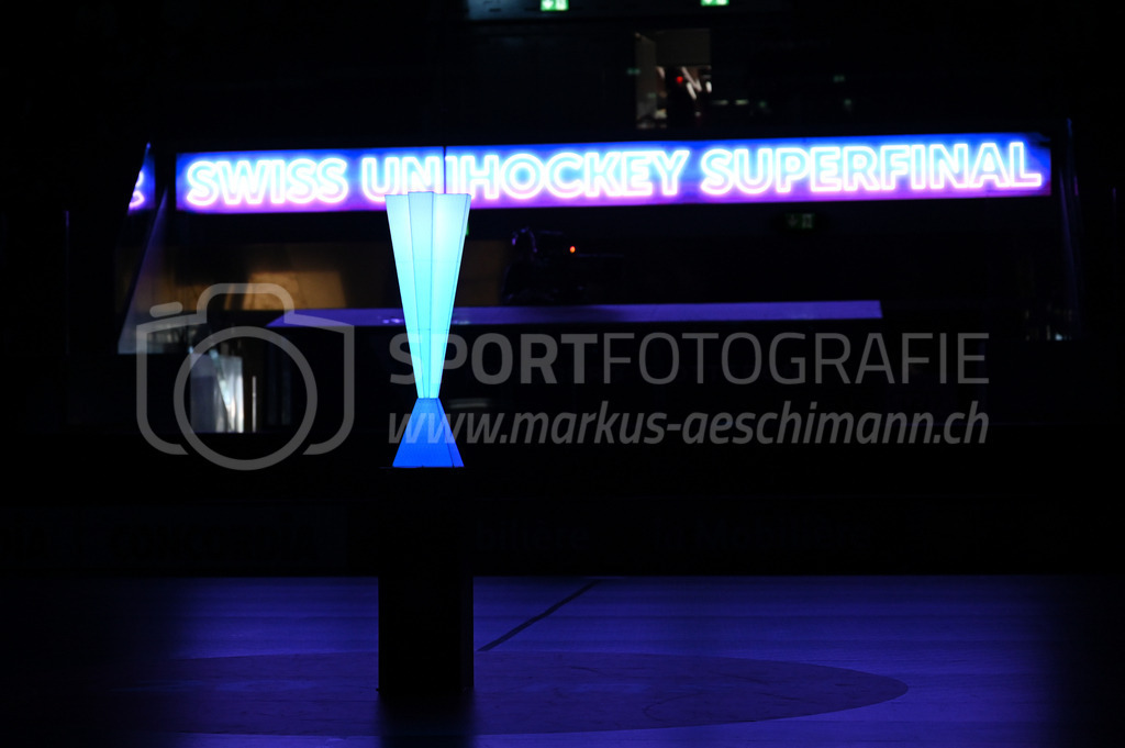 Zug United - HC Rychenberg - 25. April 2026 | Tanzgruppe mit toller Show am L-UPL Superfinal-Spiel zwischen Zug United und HC Rychenberg am 25. April 2026 in der BCF Arena, Fribourg, Schweiz.Bild: Sportfotografie Markus Aeschimann | www.markus-aeschimann.ch - Realisiert mit Pictrs.com