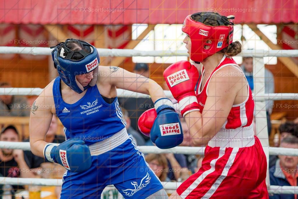Boxkampf Frauen 11 | Sportfotos und Eventgalerien von FX-Sportfotografie: Fußball, Basketball, Futsal, American Football und weitere Sportarten ansehen und direkt bestellen. - Realisiert mit Pictrs.com