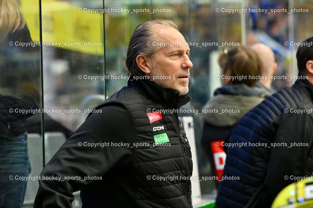 EC IDM Wärmepumpen VSV vs. Pioneers Vorarlberg | Tray Tuomie Headcoach EC VSV, EC IDM Wärmepumpen VSV vs. Pioneers Vorarlberg, EC IDM WÄRMEPUMPEN VSV vs. Pioneers Vorarlberg am 03.10.2025 in Villach (Stadthalle Villach), Austria, (Photo by Bernd Stefan)