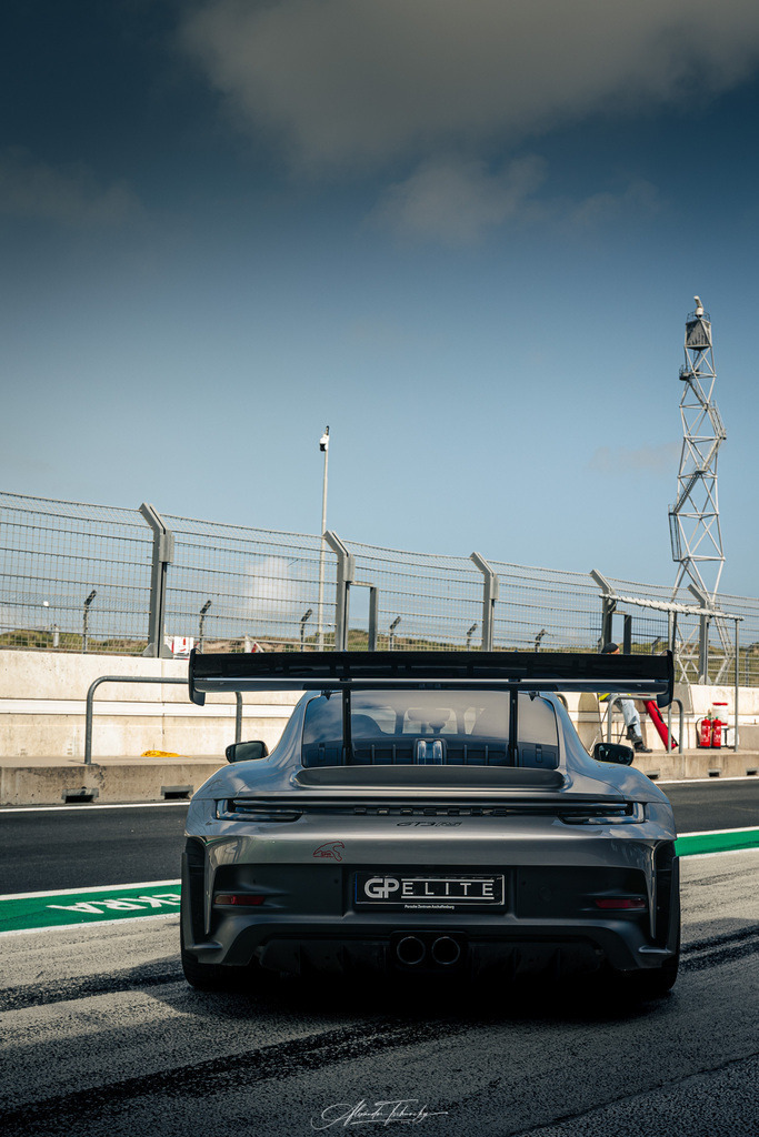 _6PZ6331 _ | Entdecken Sie die faszinierende Welt von Alexander Tschuncky Arts: Kreative Fotografie, atemberaubende Automobilkunst und hochwertiger Bilderdruck. Lassen Sie sich inspirieren! - Realisiert mit Pictrs.com