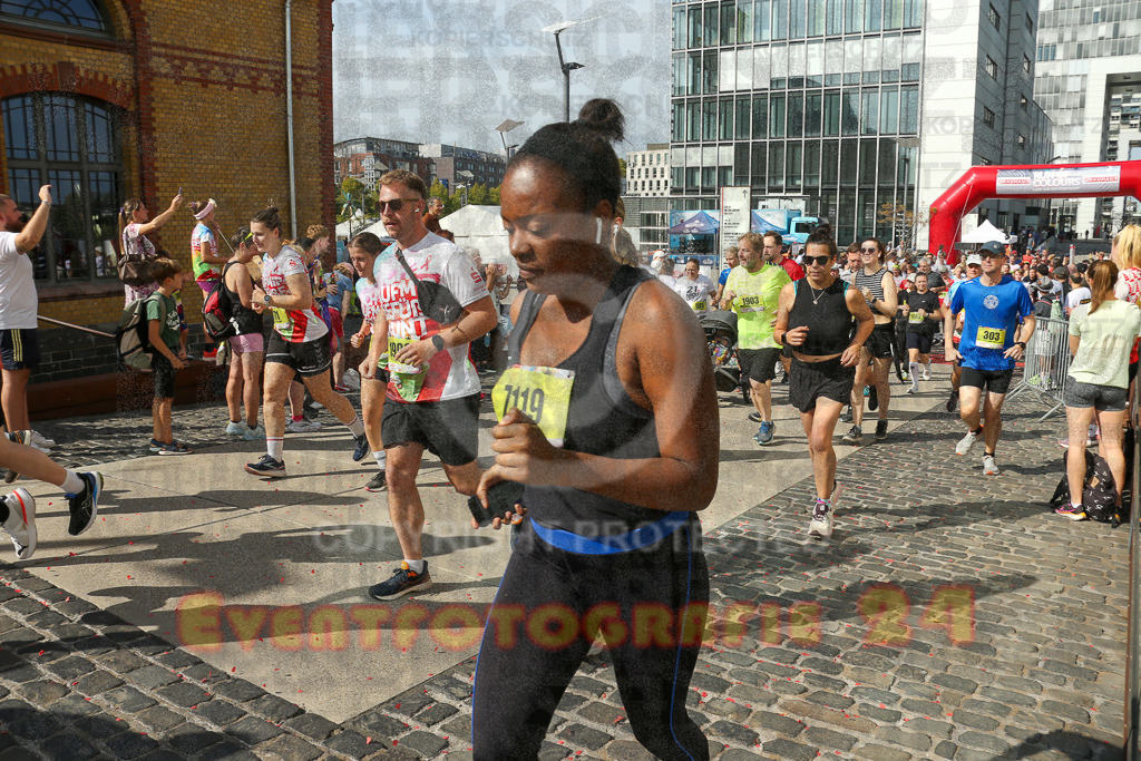 250920_1431_EX1_7331 | Sportfotografie im Rhein-Sieg Kreis, Köln, Bonn, NRW, Rheinland Pfalz, Hessen, etc. Unser Tätigkeitsfeld umfasst den Laufsport vom Volkslauf über den Marathon, Duathlon, Triathon bis zum Ultralauf wie Kölnpfad Ultra oder Schindertrail.