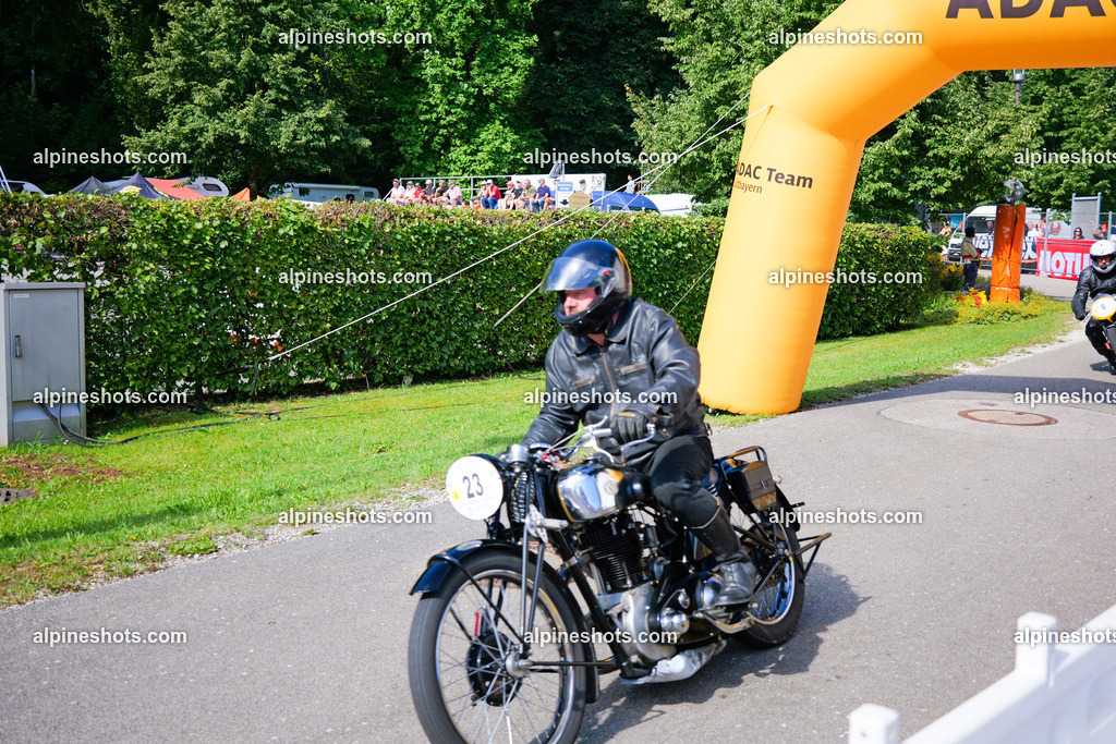 P1025980 | Erleben Sie atemberaubende, hochqualitative Fotos Ihrer Fahrt entlang der malerischen Alpenstraßen. Besuchen Sie alpineshots.com, um professionelle Aufnahmen Ihrer unvergesslichen Reise zu finden und zu kaufen - Realisiert mit Pictrs.com