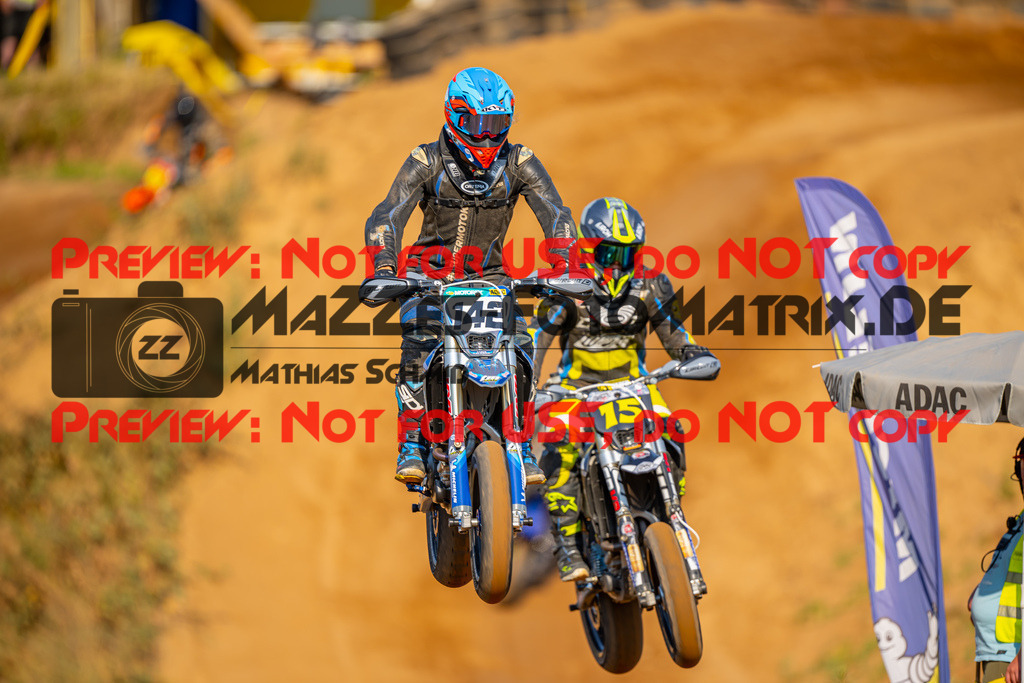 MaZZes-Fotomatrix-20260815-601722 | S2
