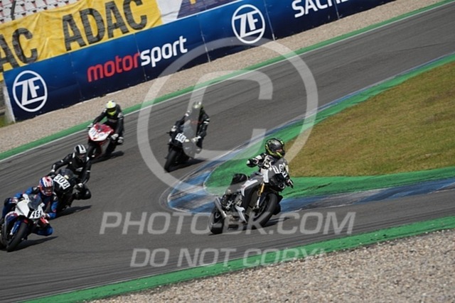 2024_04_29_PBK_15003 | Sportfotografie; SlowMotion; Video; Rennstrecke; Hafeneger; Speer; Racing; RSE; BMW; CBO; Trackday; Motorsportarena; Hockenheimring; Brno; Most; Barcelona; Valencia