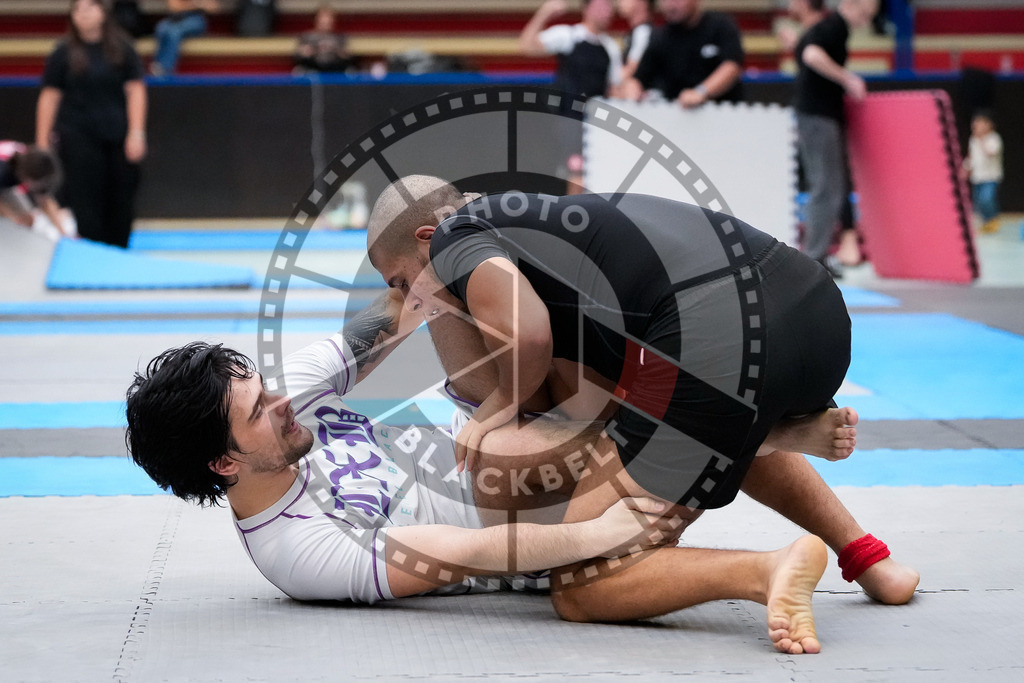 20250920PBB7209 | Athletes compete during the AJP Tour Hamburg International Jiu-Jitsu Championship, on September 20, 2025 in Hamburg, Germany. © Chiara Dazi / photoblackbelt