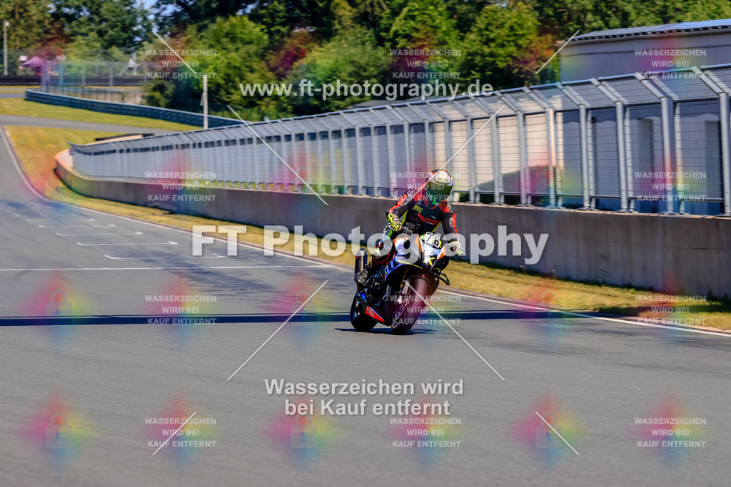 _TCM5945 | Hier findet Ihr Bilder von Touristenfahrten auf der Nürburgring Nordschleife oder von anderen Veranstaltungen die ich besucht habe. Viel Spass beim Durch Schauen 