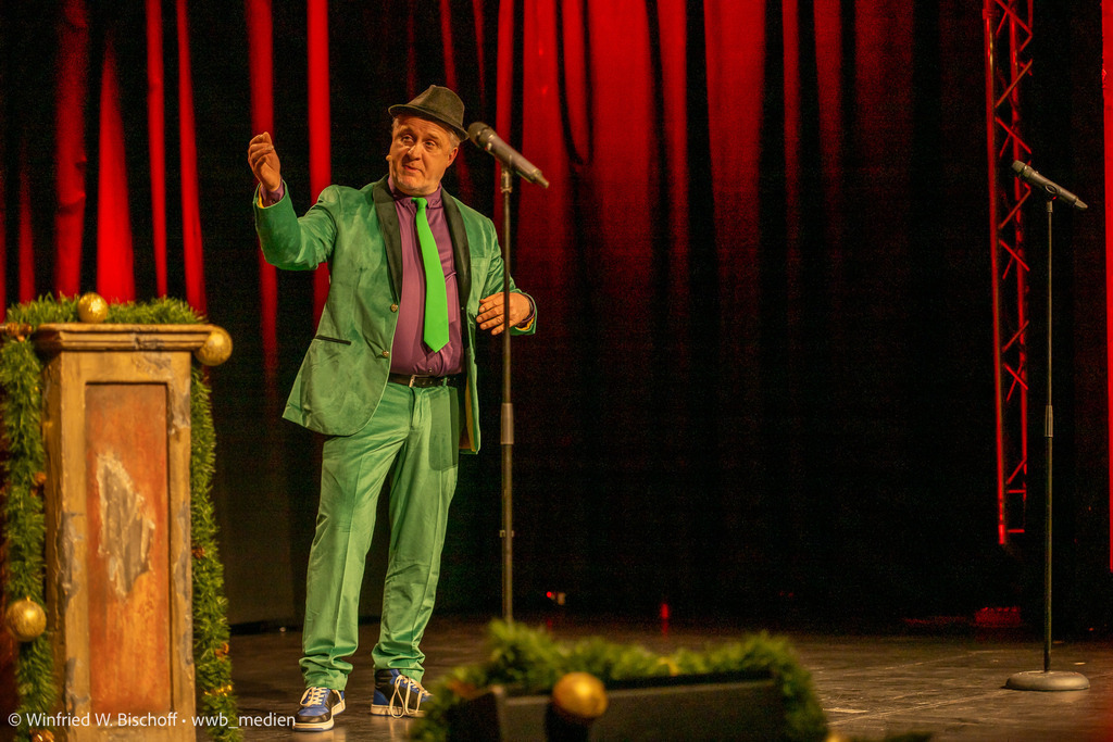 wwb-2412-0147 | <Fotografie> <Video> <Film> <Winfried Bischoff> - Realisiert mit Pictrs.com