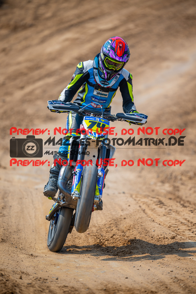 MaZZes-Fotomatrix-20260816-615313 | ROOKIES