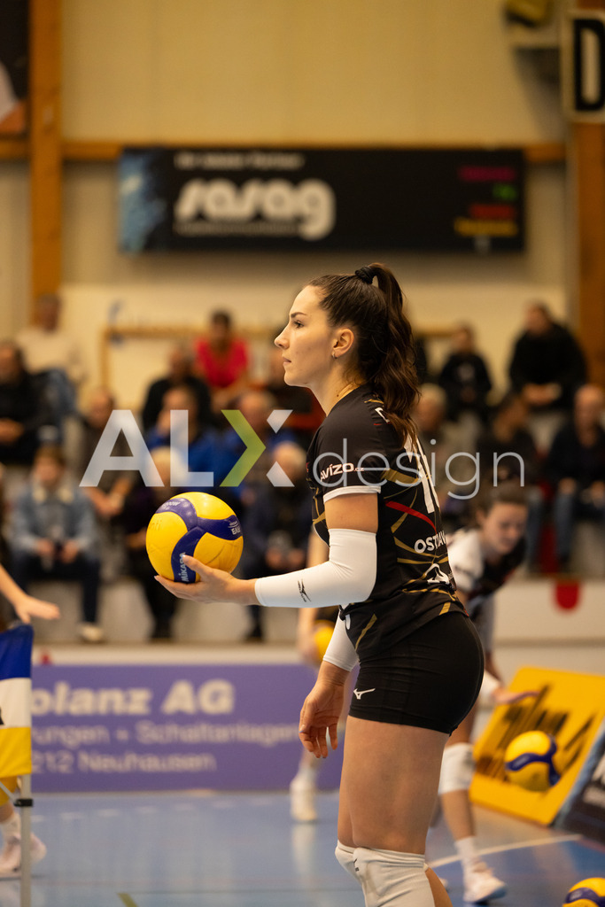 Volleyball I Frauen I Saison 2025-2026 I CEV Volleyball Challenge Cup 2026 | Women I 16th Finals I VC Kanti Schaffhausen - TJ Ostrava I 03.12.2025 | TJ Ostrava - 16 Michaela Drozdová (CZ) – Mittelblock - Realisiert mit Pictrs.com