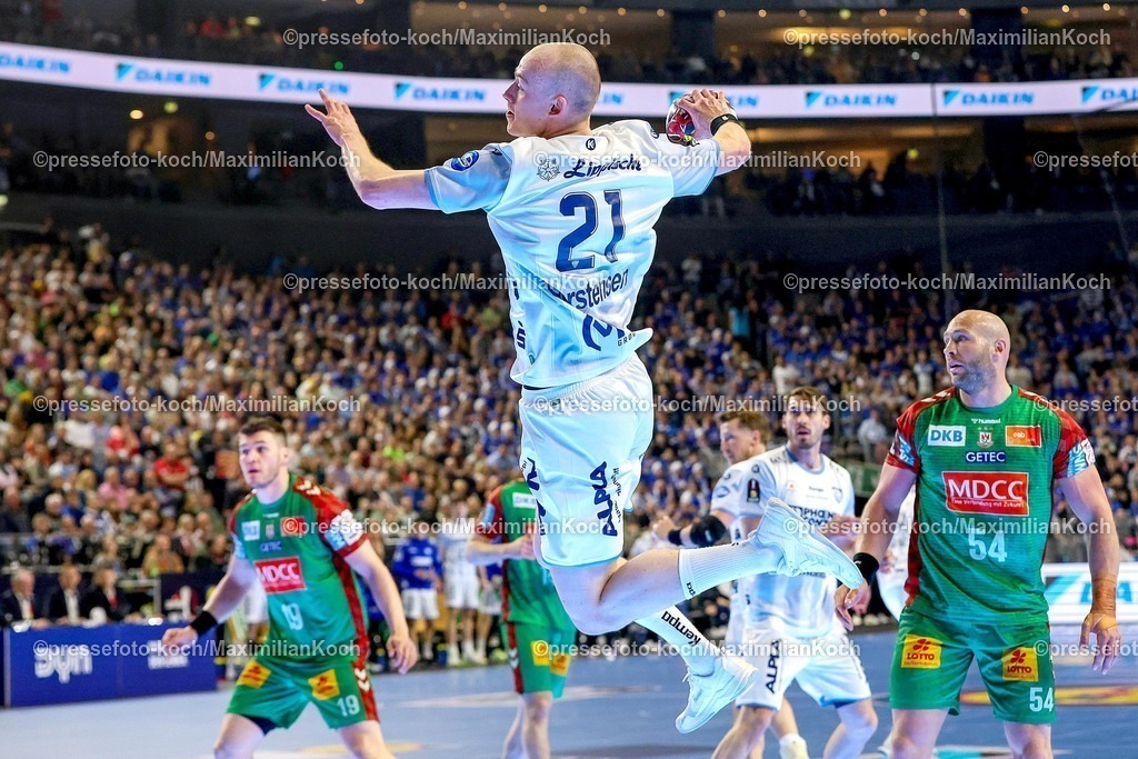 xSSCx19042601001 | 19.04.2026, xsscx, Handball, DHB-Pokal Lidl Final4, Spiel um Platz 3, TBV Lemgo-Lippe - SC Magdeburg, Saison 2025 / 2026 Herren, Lanxess Arena, Köln: Leve Carstensen (TBV Lemgo Lippe #21) beim Wurf Photo: xSandraxScherningxPressefotoKochx