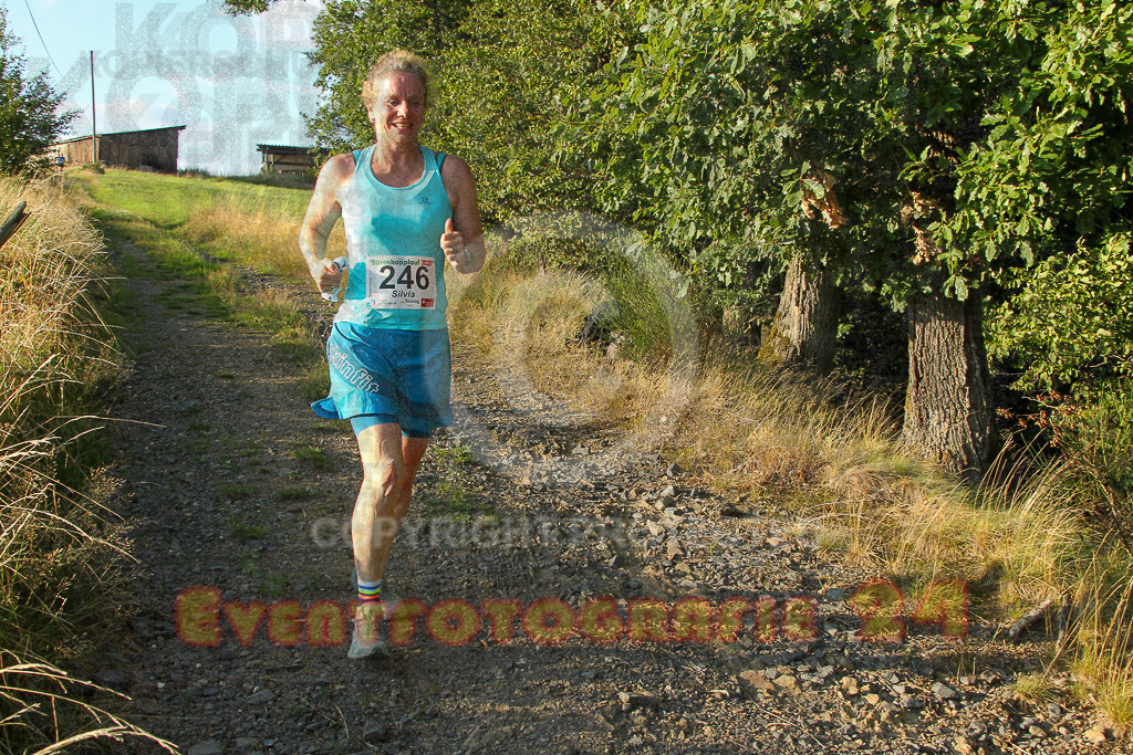 250801_1929_EV4_8775 | Sportfotografie im Rhein-Sieg Kreis, Köln, Bonn, NRW, Rheinland Pfalz, Hessen, etc. Unser Tätigkeitsfeld umfasst den Laufsport vom Volkslauf über den Marathon, Duathlon, Triathon bis zum Ultralauf wie Kölnpfad Ultra oder Schindertrail.