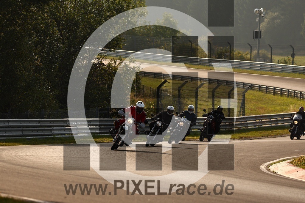 inst25-20250814_02862 | Schöne Erinnerungen an spannende Momente - das festzuhalten ist unser Job. PIXELrace.de ist seit 2003 auf den Rennstrecken Europas unterwegs um die Action draußen beim Fahren und die wunderbare Stimmung imm Fahrerlager für euch einzufangen.