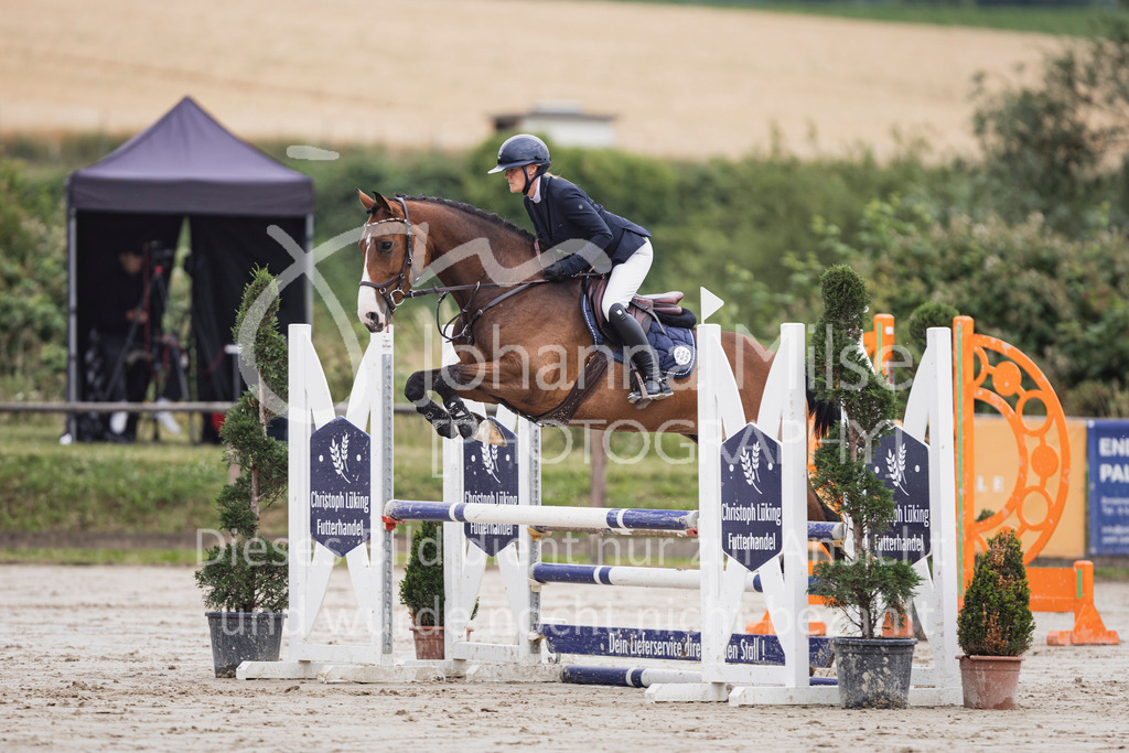 250627_PfSpTa_Stil-A1-135 | Deine schönsten Turniermomente als professionelle Fotos! Entdecke hochwertige Pferdesport-Fotografie im Online-Shop. Jetzt Fotos finden & bestellen!