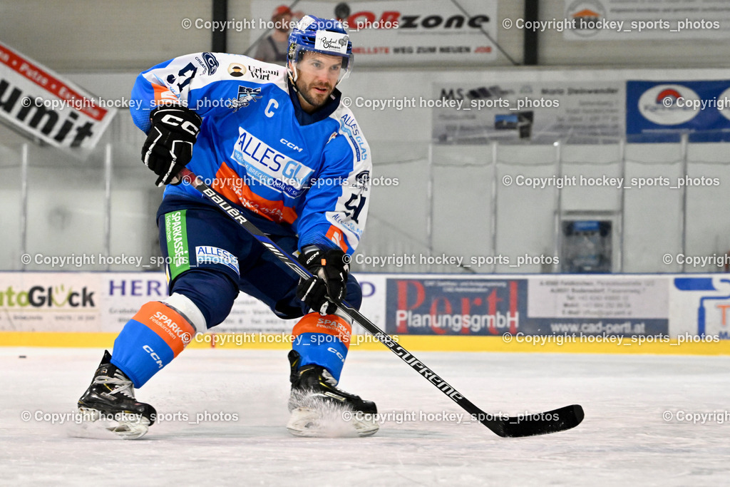 ESC Steindorf Sparkasse Feldkirchen Shooting | #57 Franz Wilfan, ESC Steindorf Sparkasse Feldkirchen Shooting, ESC Steindorf Sparkasse Feldkirchen Shooting am 24.10.2025 in Steindorf (Ossiachersee Halle), Austria, (Photo by Bernd Stefan)