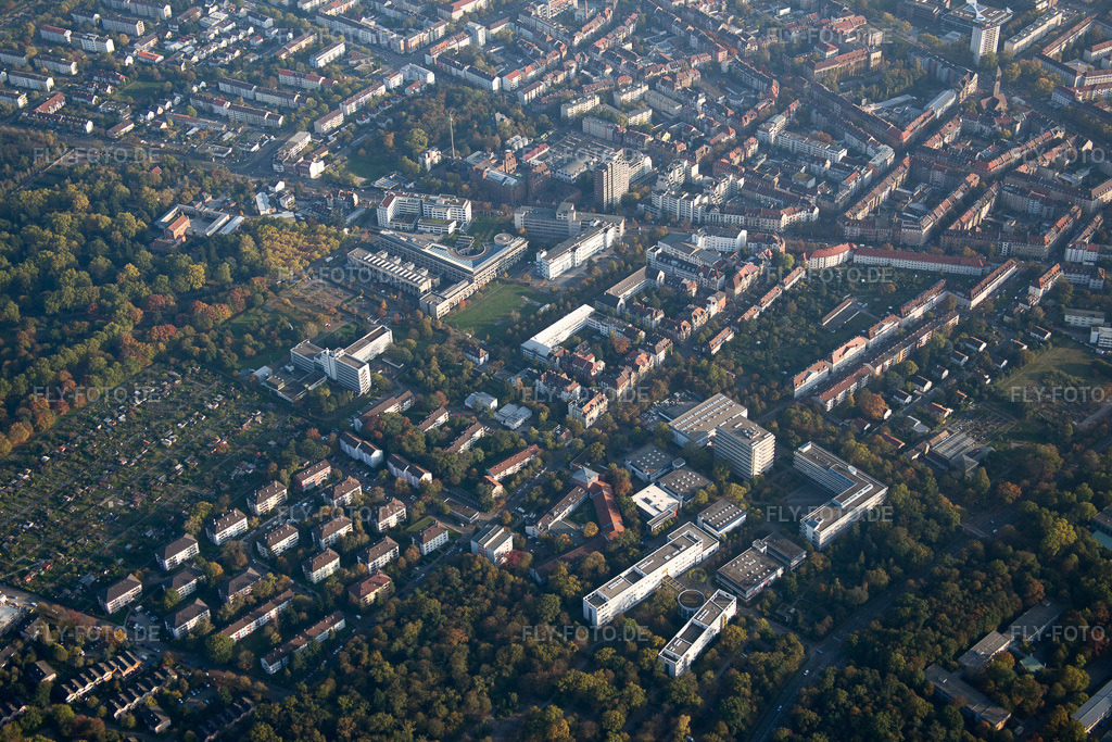 Luftbild: KIT Am Fasanengarten im Ortsteil Oststadt in Karlsruhe im Bundesland Baden-Württemberg in Deutschland. Foto: IMG_075442.jpg vom 26.10.2014 durch Werner Riehm/FLY-FOTO.de