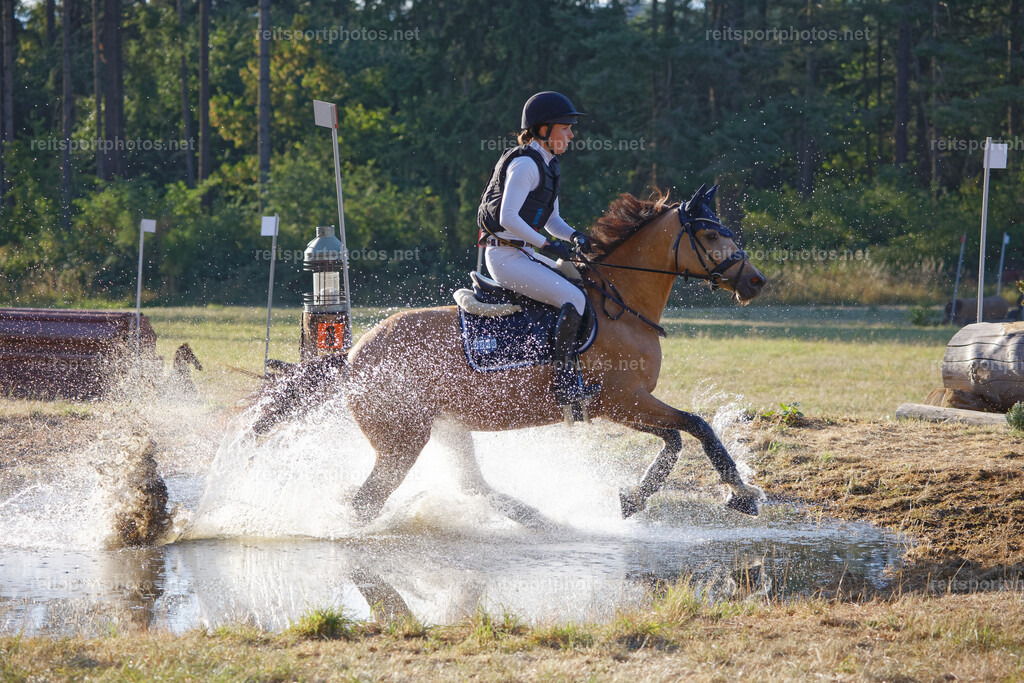 JHE_0155 | JoYa Fotografie - Realisiert mit Pictrs.com
