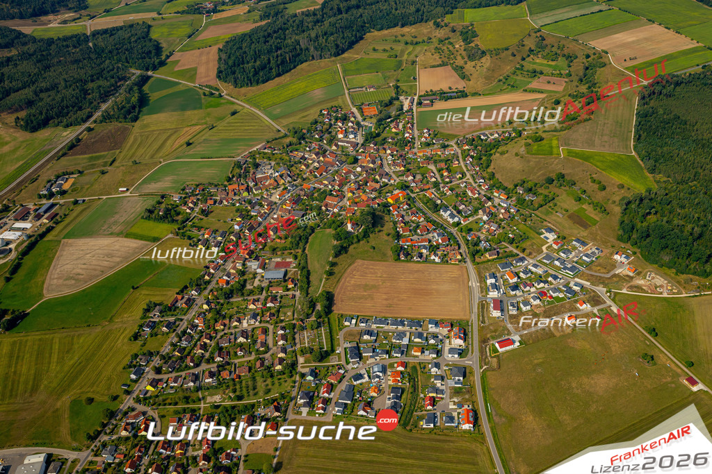 Das Luftbild zeigt :  Dombühl - Die Luftaufnahme wurde 2024 vom UL-Flugzeug aus erstellt ( keine Drohne ) - Hochauflösende Luftaufnahme - Für grossformatige Ausdrucke geeignet. Die Geschenkidee !Mit Lizenz und Bildrechte bestellbar