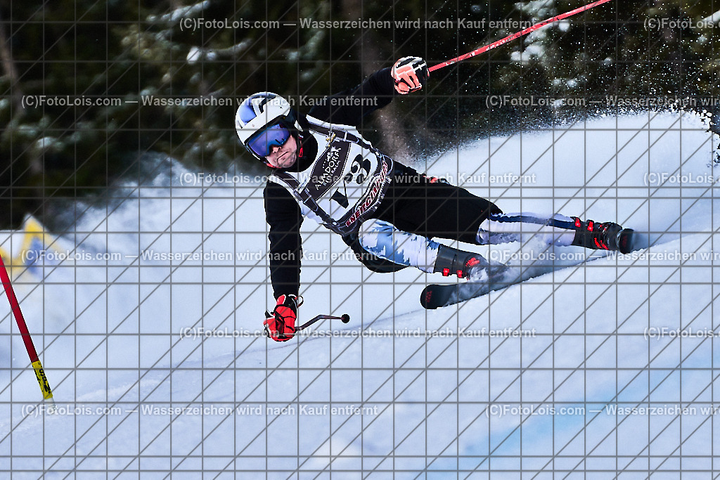 ALP6219_FIS-MastersCup_Reiteralm_SuperG_Vorlauefer | FIS-MastersCup GIANT-SLALOM auf der Reiteralm in Pichl, Sa 18. Jänner 2025.