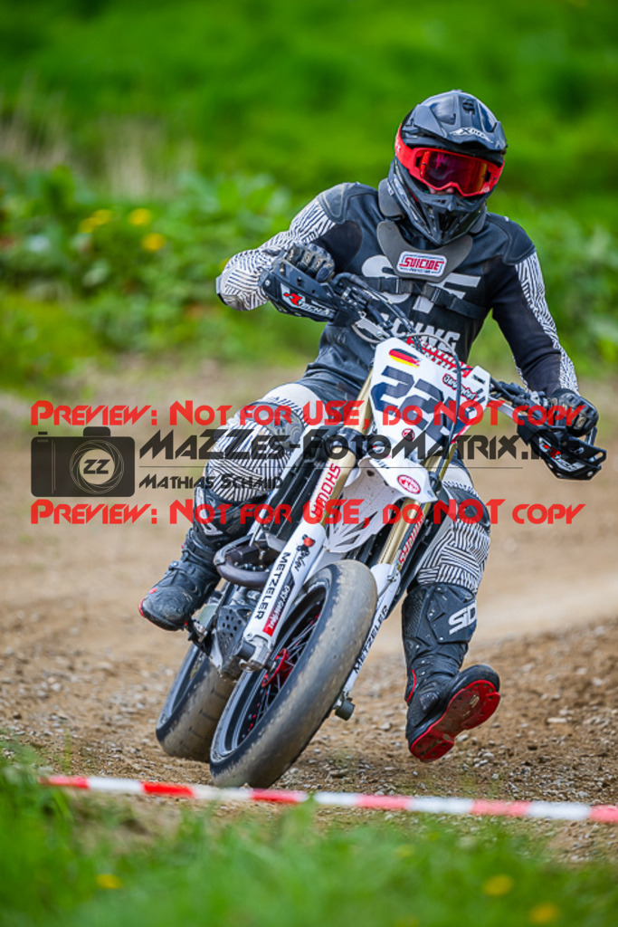 MaZZes_FotoMatrix_230506_2356 | S4