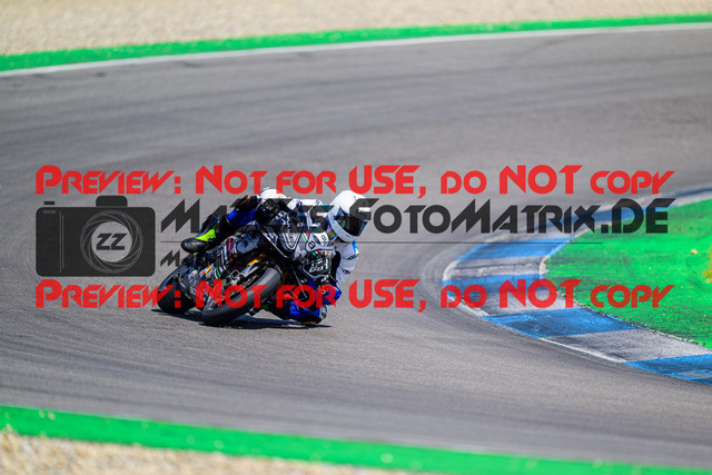 MaZZes_FotoMatrix_240615_0939 | WEISS