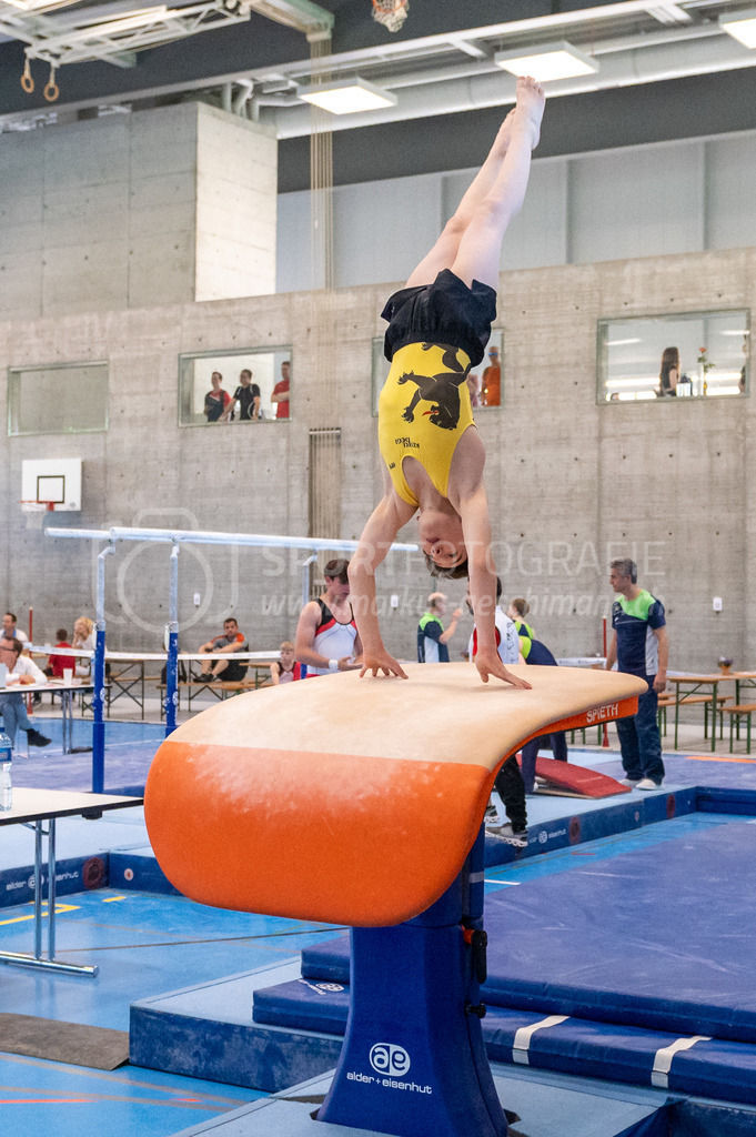 104. Zürcher Kunstturnertage Neftenbach - 14. May 2022 | 104. Zürcher Kunstturnertage Neftenbach
Turnhalle Ebni, Neftenbach
Programm 5 (P5)
Bild: Sportfotografie Markus Aeschimann | www.markus-aeschimann.ch - Realisiert mit Pictrs.com