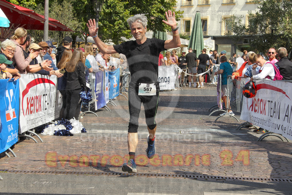 250824_1434_EV4_1935 | Sportfotografie im Rhein-Sieg Kreis, Köln, Bonn, NRW, Rheinland Pfalz, Hessen, etc. Unser Tätigkeitsfeld umfasst den Laufsport vom Volkslauf über den Marathon, Duathlon, Triathon bis zum Ultralauf wie Kölnpfad Ultra oder Schindertrail.