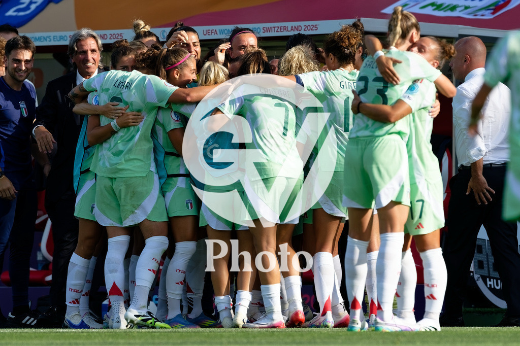 Belgium v Italy - UEFA Women's EURO 2025 Group B | SION, SWITZERLAND - JULY 3: Arianna Caruso of Italy celebrates with teammates after scoring her team's first goal  during the UEFA Womens EURO 2025 Group B match between Belgium and Italy at Stade de Tourbillon on July 3, 2025 in Sion, Switzerland. (Photo by Giuseppe Velletri/Sports Press Photo/Getty Images)