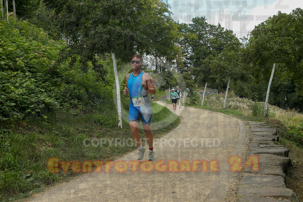 250824_1421_EX1_5936 | Sportfotografie im Rhein-Sieg Kreis, Köln, Bonn, NRW, Rheinland Pfalz, Hessen, etc. Unser Tätigkeitsfeld umfasst den Laufsport vom Volkslauf über den Marathon, Duathlon, Triathon bis zum Ultralauf wie Kölnpfad Ultra oder Schindertrail.