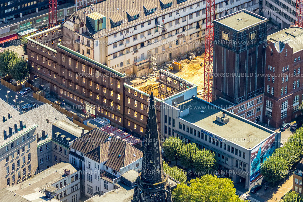 Bochum240816594 | Luftbild, Baustelle Innehof Rathaus-Süd, freistehende Hauswand, Gleisdreieck, Bochum, Ruhrgebiet, Nordrhein-Westfalen, Deutschland