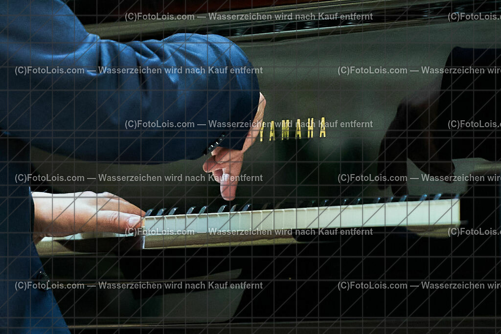 ALS1293_XXXIX-Chopin-Festival_MATINEE_Olejniczak Janusz | (C)FotoLois.com, Alois Spandl, XXXIX. internationales CHOPIN-Festival in der Kartause Gaming, MATINEE in der Kartausenkirche mit Yves Henry (Klavier,F), Zarina Imayakova (Violine, Kasachstan), Manfred Wagner-Artzt (Klavier, A), Janusz Olejniczak (Klavier, PL), So 6. August 2023.