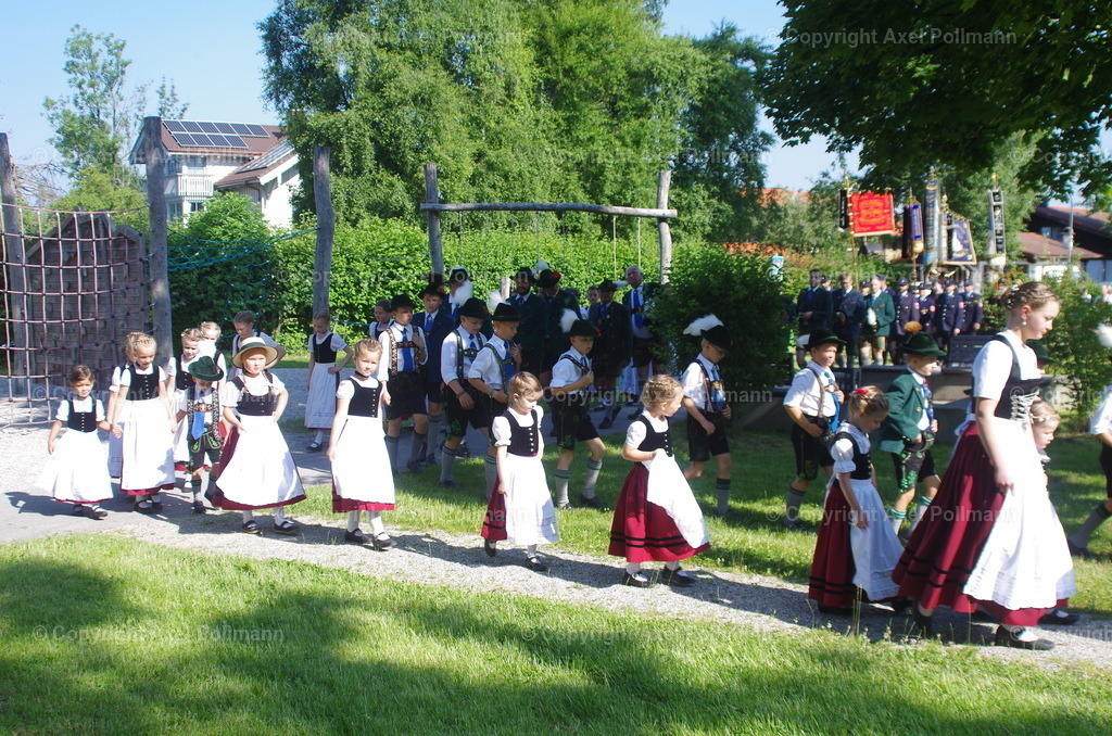 IMGP2854 | fotografiert von Axel PollmannLeonhardi Wallfahrt Benediktbeuern und Murnau, Fronleichnam, Fasching, Landschaft im Loisachtal und Benediktbeuern  - Realisiert mit Pictrs.com