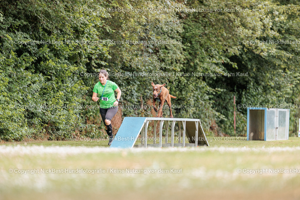 THS-Quakenbrück-2026-Nickbest-Hundefotografie-2400 | Dein Hund! Dein Moment! Deine Erinnerungen! Hundefotografie in Bremen Blumenthal. Ich fange die besonderen Momente deines Vierbeiners ein – ob Indoor mit Blitzanlage oder in der freien Natur. Sicher dir dein Moment und dein Termin für eure Erinnerungen.