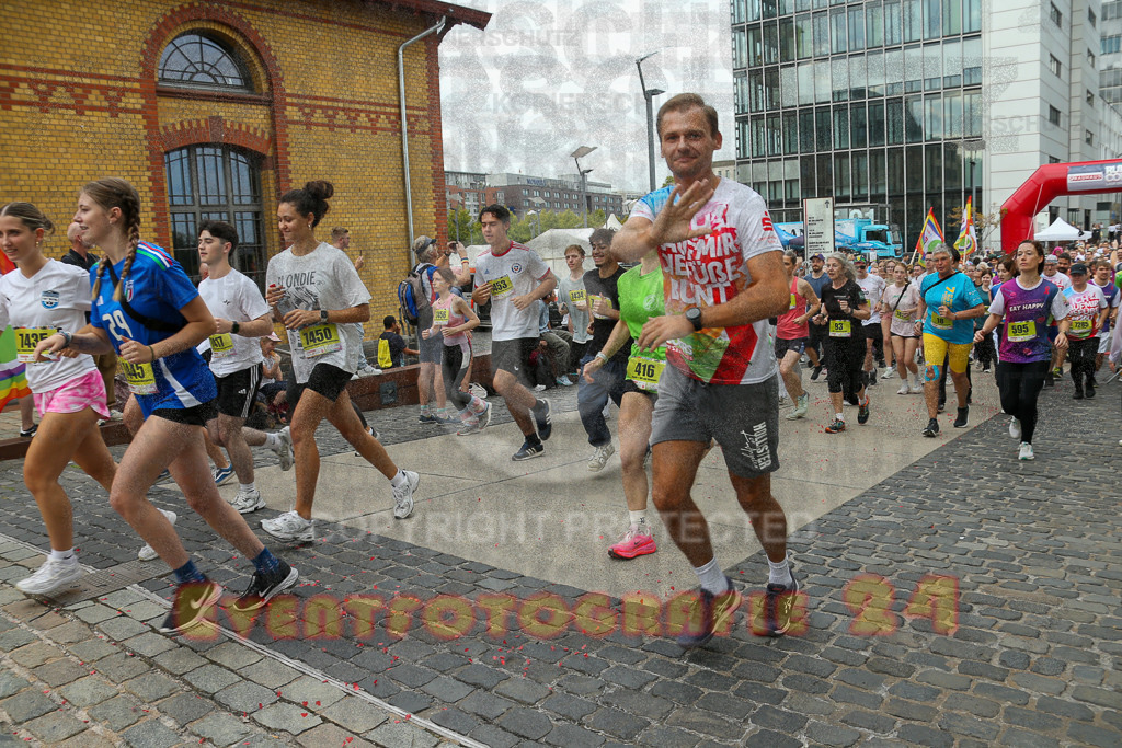 250920_1300_EX1_3767 | Sportfotografie im Rhein-Sieg Kreis, Köln, Bonn, NRW, Rheinland Pfalz, Hessen, etc. Unser Tätigkeitsfeld umfasst den Laufsport vom Volkslauf über den Marathon, Duathlon, Triathon bis zum Ultralauf wie Kölnpfad Ultra oder Schindertrail.