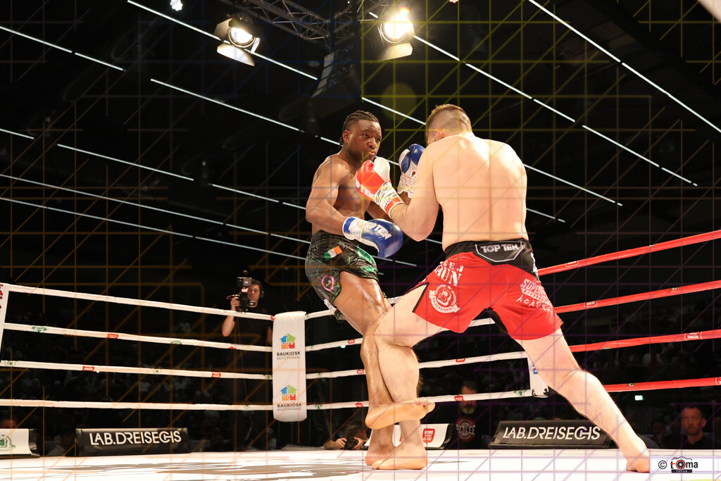 Akingbade vs Braun 25.04.2026 tomafocus Tb00106 | professionelle Sport- und Eventfotografie von Tomafocus – dynamische Bilder, emotionale Momente und hochwertige Aufnahmen für jeden Anlass. - Realisiert mit Pictrs.com
