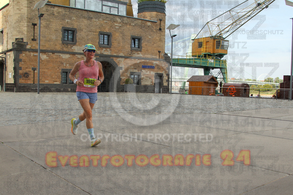 250920_1523_EV4_8654 | Sportfotografie im Rhein-Sieg Kreis, Köln, Bonn, NRW, Rheinland Pfalz, Hessen, etc. Unser Tätigkeitsfeld umfasst den Laufsport vom Volkslauf über den Marathon, Duathlon, Triathon bis zum Ultralauf wie Kölnpfad Ultra oder Schindertrail.