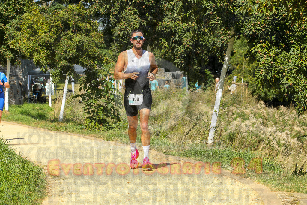 250824_1233_EX1_9750 | Sportfotografie im Rhein-Sieg Kreis, Köln, Bonn, NRW, Rheinland Pfalz, Hessen, etc. Unser Tätigkeitsfeld umfasst den Laufsport vom Volkslauf über den Marathon, Duathlon, Triathon bis zum Ultralauf wie Kölnpfad Ultra oder Schindertrail.