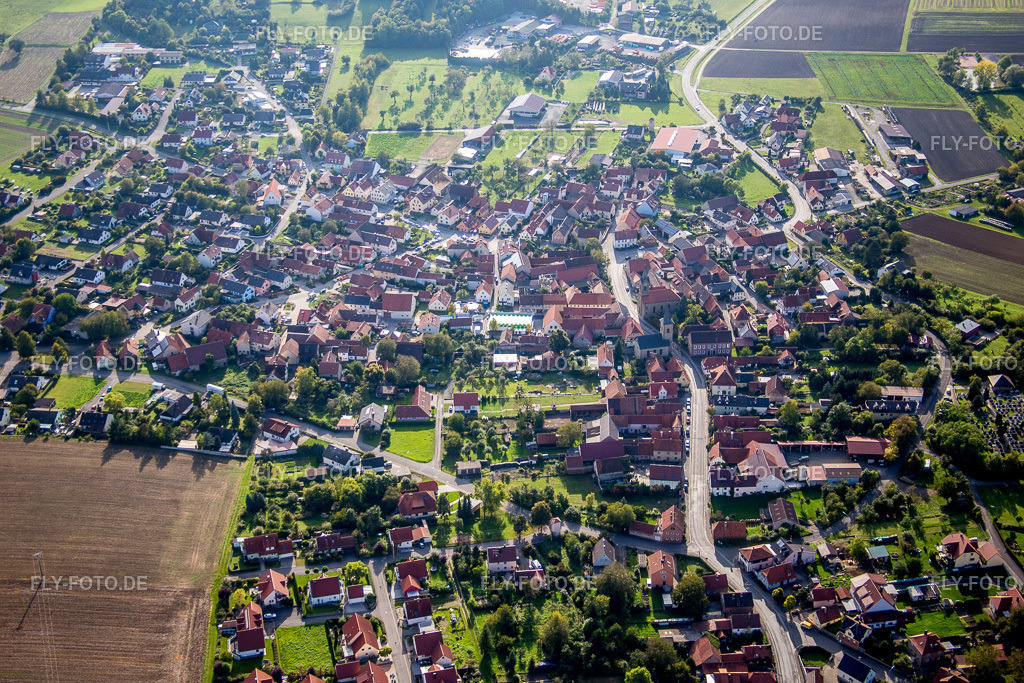 Ortsansicht | Luftbild: Ortsansicht im Ortsteil Westheim in Knetzgau im Bundesland Bayern in Deutschland. Foto: IMG_073840.jpg vom 27.09.2014 durch Werner Riehm/FLY-FOTO.de - Realisiert mit Pictrs.com