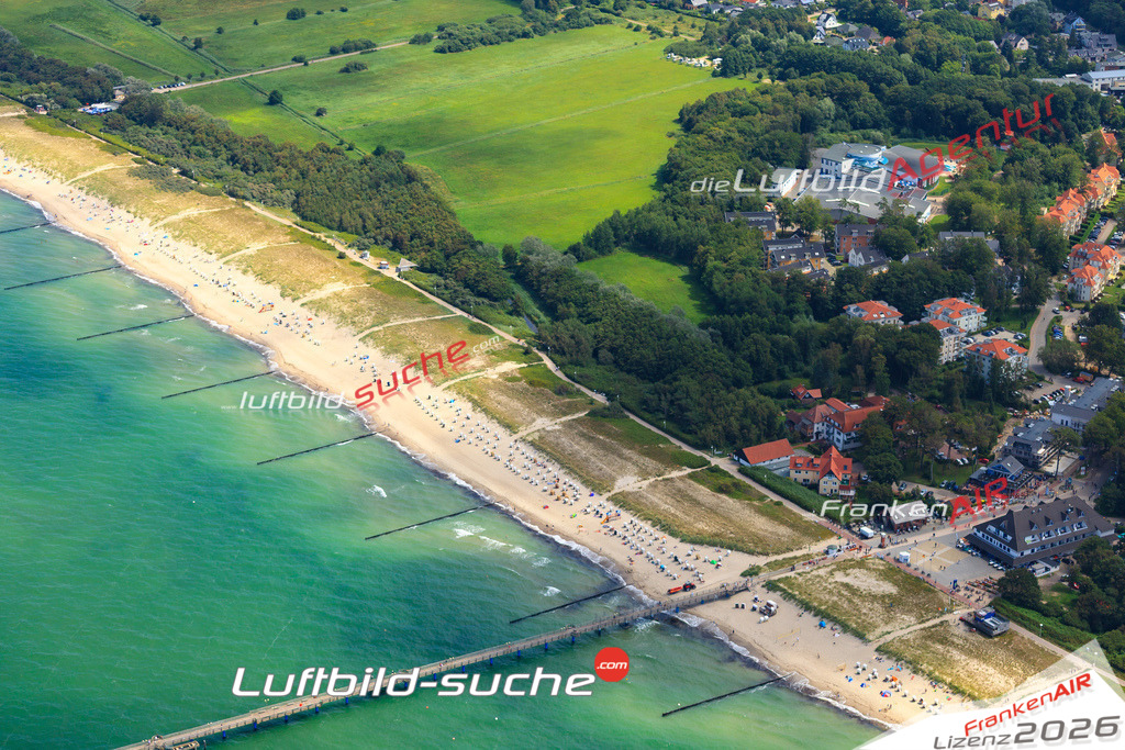 Die Luftaufnahme der Stadt Graal Müritz wurde vom UL-Flugzeug heraus erstellt ( keine Drohne )- hohe Auflösung für beste Qualität