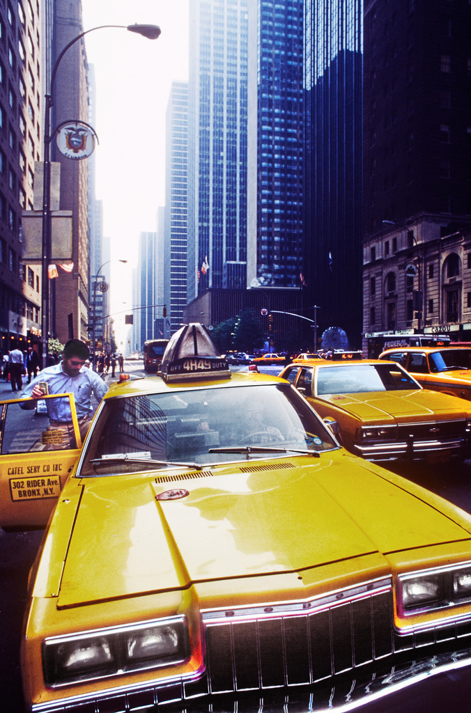 04USA_NYC_1983_5234 | Beegebilder online. 
BIldarchiv von Beege Fotodesign mit ausgewählten Werken, die sich besonders gut für die Dekoration Ihrer Räume oder Wände eignen. 