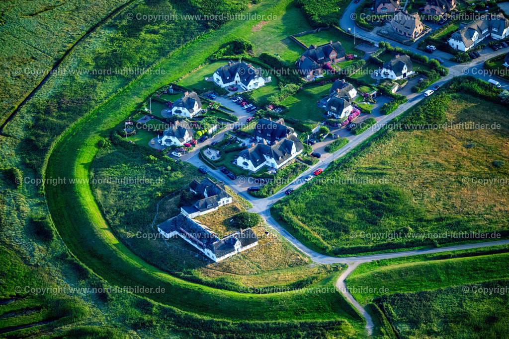 Sylt_Rantum_Merretlassenwai_Sonnenuntergang_ELS_7515130825 | SYLT 21.06.2025 Küstenbereich der Nordsee - Insel im Ortsteil Rantum " Merret Lassen Wai " (Sylt) in Sylt im Bundesland Schleswig-Holstein. // Coastal area of the North Sea - island in the district of Rantum " Merret Lassen Wai " (Sylt) in Sylt in the federal state of Schleswig-Holstein. Foto: Martin Elsen
