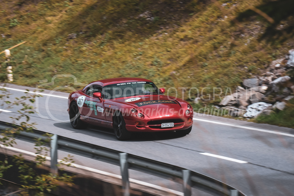 21. Arosa ClassicCar 2025 - 7. =September= 2025 | Roman Becvarik aus Winterthur (SUI) in einem TVR Cerbera aus dem Jahre 1999 mit Startnummer 267 am Arosa ClassicCar 2025 in der Kategorie Demo..@arosaclassiccar, @arosa.official, #arosaclassiccar, #arosa, #76curves, #classiccarBild: Sportfotografie Markus Aeschimann | www.markus-aeschimann.ch - Realisiert mit Pictrs.com