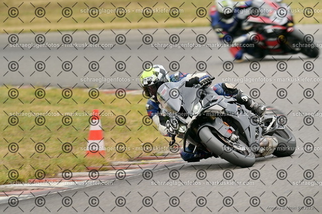 25bt05-1358 | markuskiefer.com - Realisiert mit Pictrs.com