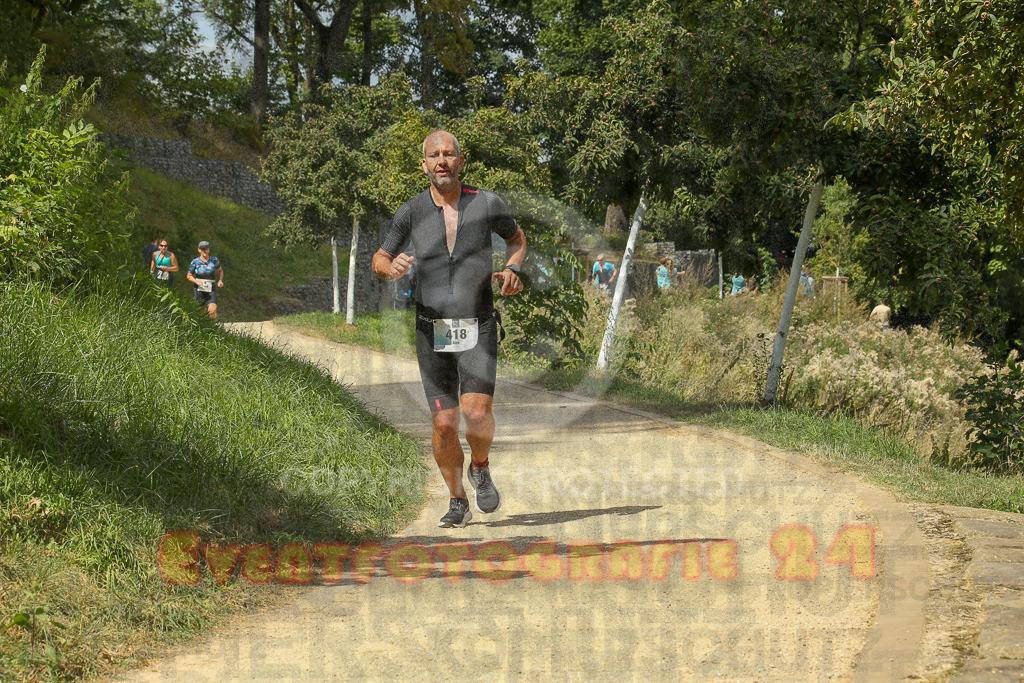 250824_1337_EX1_3031 | Sportfotografie im Rhein-Sieg Kreis, Köln, Bonn, NRW, Rheinland Pfalz, Hessen, etc. Unser Tätigkeitsfeld umfasst den Laufsport vom Volkslauf über den Marathon, Duathlon, Triathon bis zum Ultralauf wie Kölnpfad Ultra oder Schindertrail.