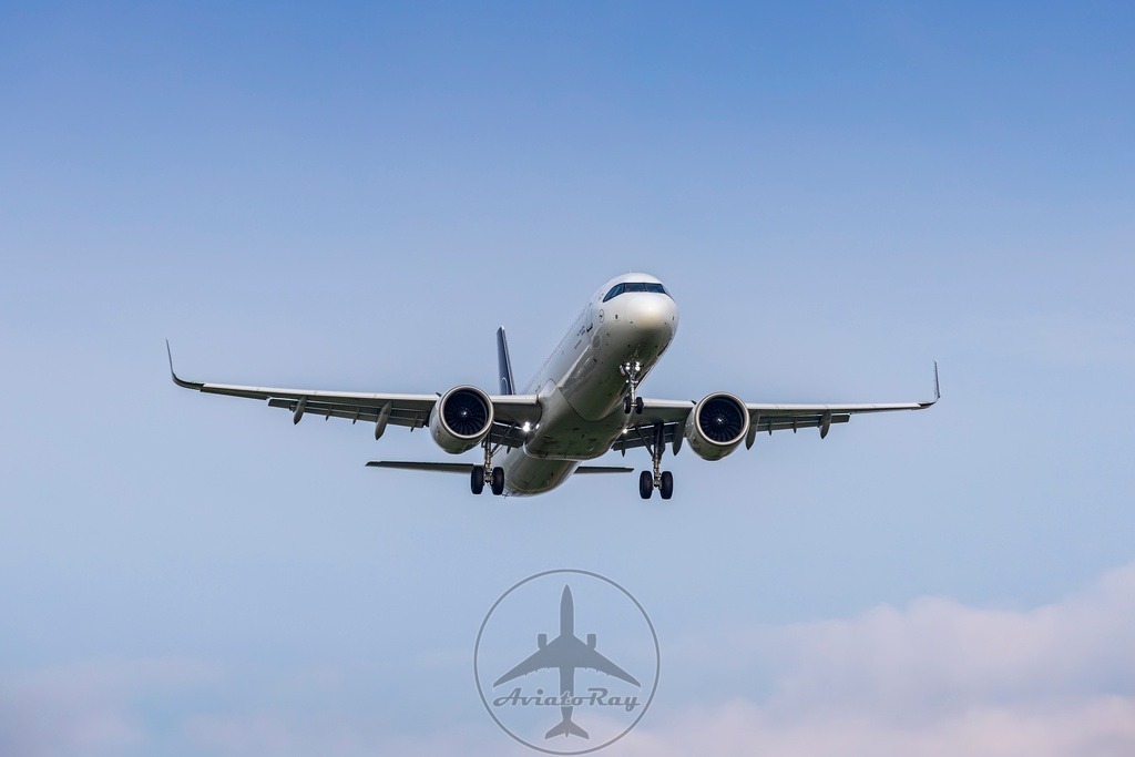 LH1787-A21N-D-AIEL-FAO-MUC-20250816-1-topaz-sharpen | Browse breathtaking aviation photography and order high-quality prints from AviatoRay's gallery. Perfect for enthusiasts and collectors. - Realisiert mit Pictrs.com
