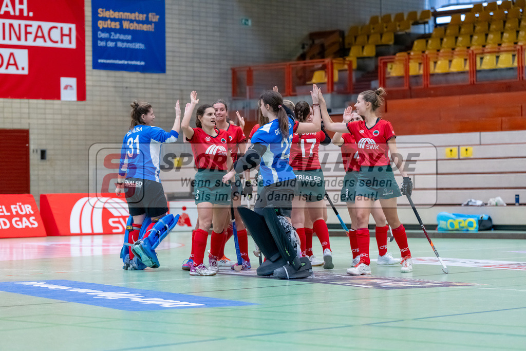 HK_20241214_100054 | 2. Bundesliga Halle Damen Crefelder HTC - DSD Düsseldorf am 14.12.2024 Halle Glockenpitz, Krefeld ,