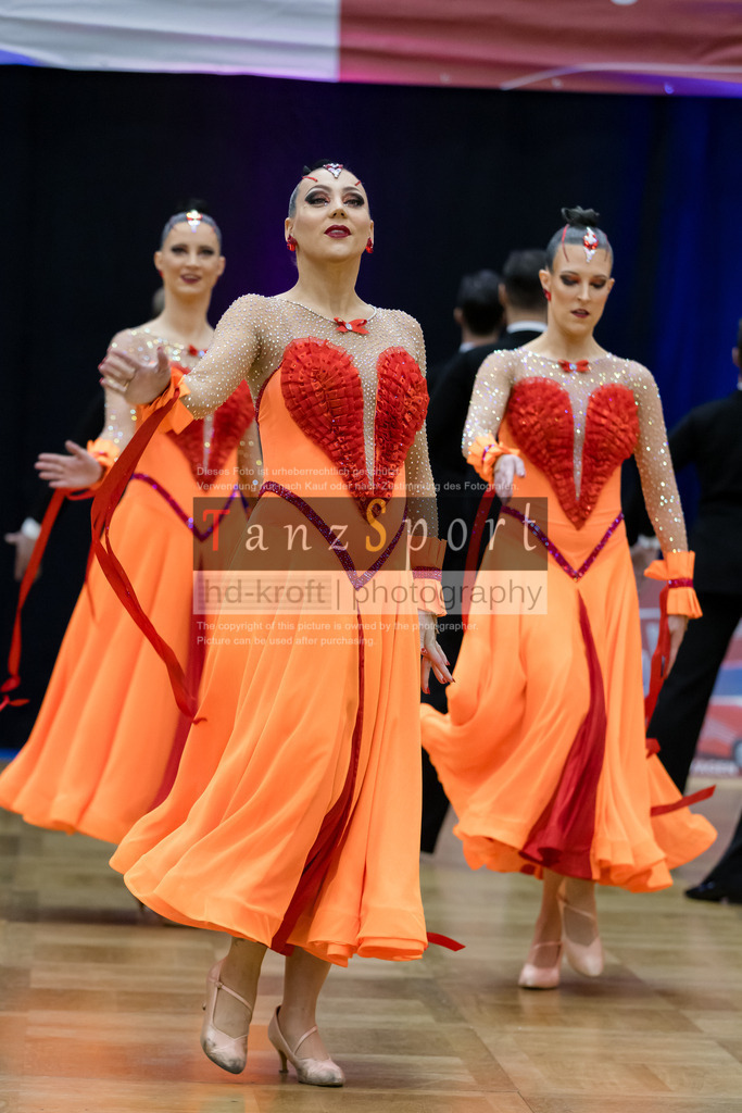 20260314_BL1_Std-Formationen_Nbg3159 | Tanzsportbilder, Standardtanz, Lateintanz, WDSF, DTV, LTVB, dancecomp, goc, hessen tanzt, blaues band der spree, walzer, tango, wiener walzer, slowfox, quickstepp, samba, rumba, cha-cha-cha, paso doble. jive, hd-kroft photography, turniertanzsport