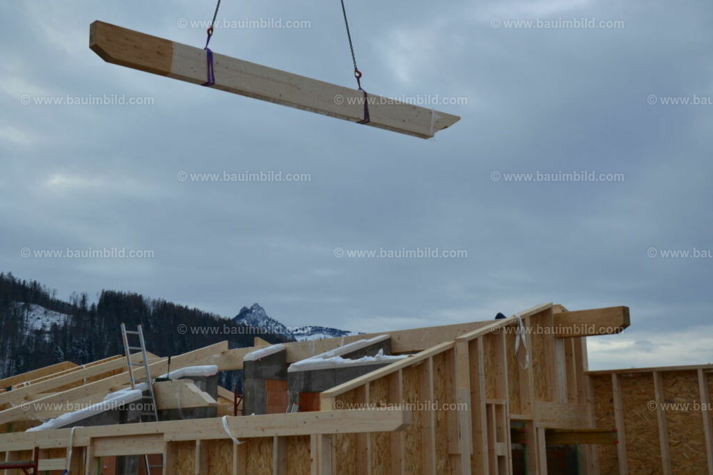 bib-lg09-holzbau-0138 | Nach LV-Leistungsgruppen sortierte Detailfotos über den Bau eines Hauses. Alle Hausbau-Bilder direkt vom Urheber und Autor der Website Haus-Selber-Bauen.com